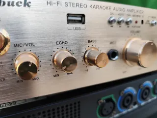 Amplificador Karaoke Sunbuck Bluetooth USB