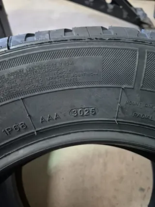 205/70R15C 106/104R LANVIGATOR