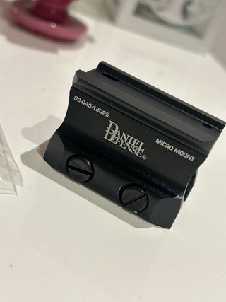 Micro Mount Daniel Defense
