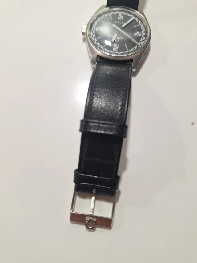 OMEGA GRAND SPORT, con piezas de stock Genove 601