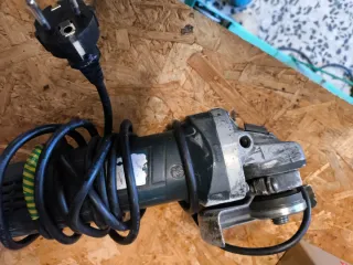 Amoladora angular Bosch pequeña