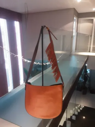 Bolso Uterqüe piel marrón