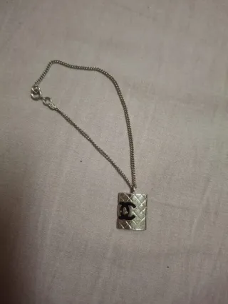 Bracciale Chanel autentico con ciondolo