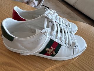 Zapatillas Gucci Blancas con Abeja
