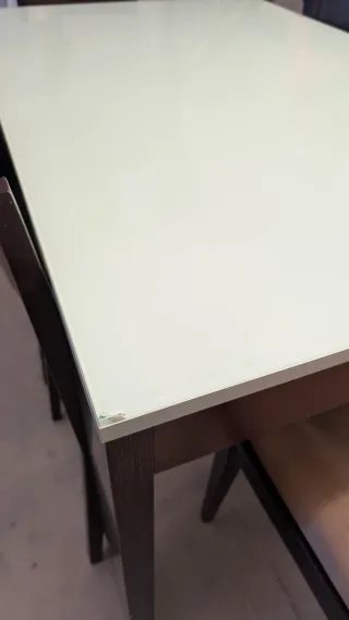 Mesa comedor madera y cristal y 6 sillas a juego