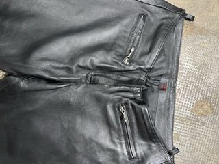 traje de cuero para mujer , usado tres veces