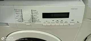 Lavadora Carga Frontal AEG 8 KG ENERGÍA A+++