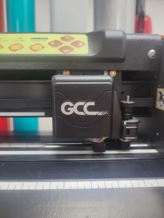 Plotter da taglio GCC Expert II