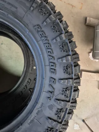 265/70R17 121/118Q RADAR RENEGADE R/T+ 70%30