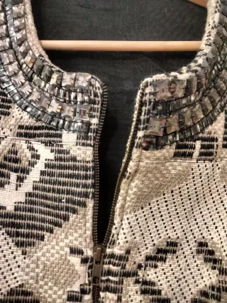 Chaqueta Cortefiel fiesta pedrería