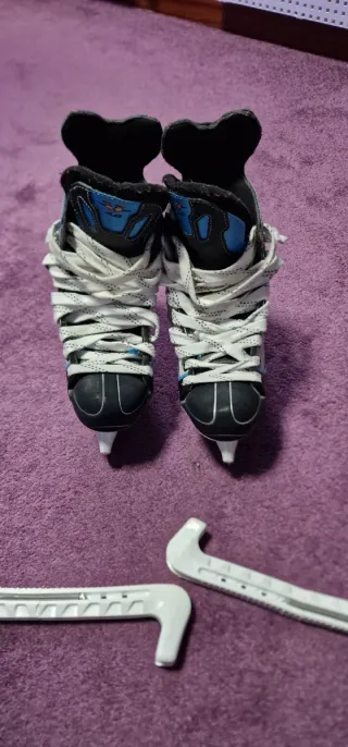 Patines de Hielo CCM 8.5 Performance