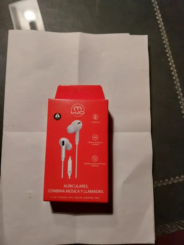 Auricolari MAD bianchi con microfono