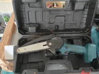 Motosega a batteria 21V con valigetta