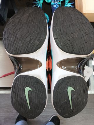 Zapatillas Nike D/MS/X Beige Naranja