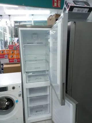 Oferta combo nevera y lavadora secadora