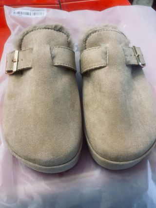 Ciabatte moda con pelliccia