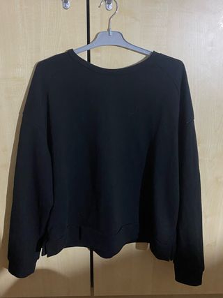 Sudadera negra