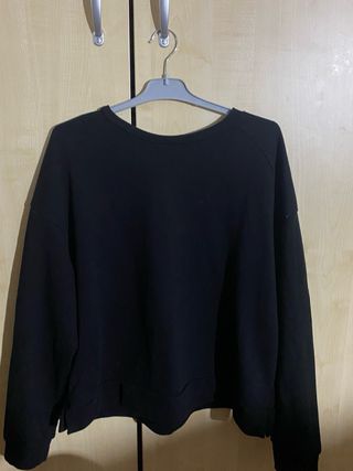 Sudadera negra