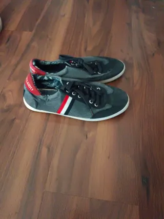 Zapatillas Valecuatro Hombre Gris/Rojo