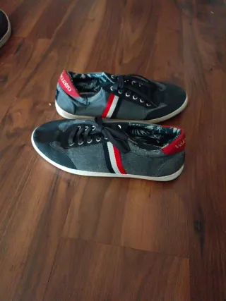 Zapatillas Valecuatro Hombre Gris/Rojo