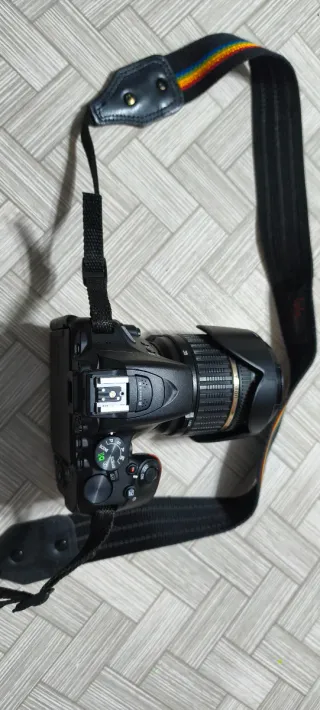 Cámara Nikon D5600 Negra + objetivo tamron 17-50 m