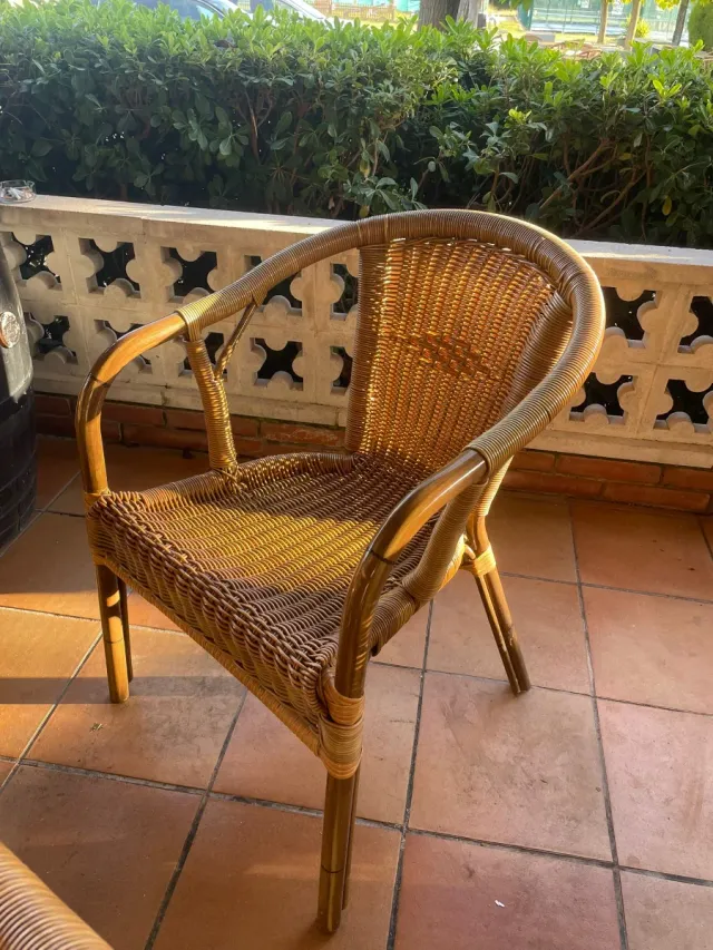 10 Mesas y 40 Sillas Terraza Marrón y Negro