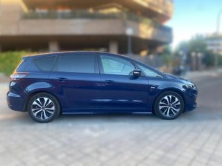 Ford S-MAX ST Line
