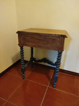 Mesilla de noche o auxiliar estilo vintage restaur