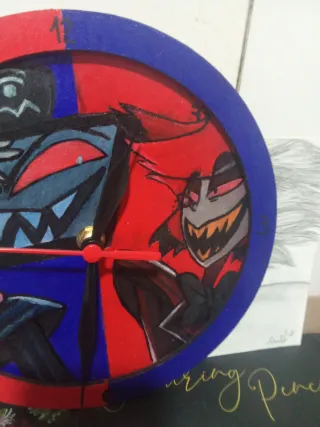 Reloj Echo Hecho a Mano Hazbin Hotel