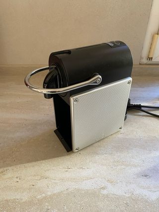 Cafetera Nespresso Pixie De'Longhi + regalo