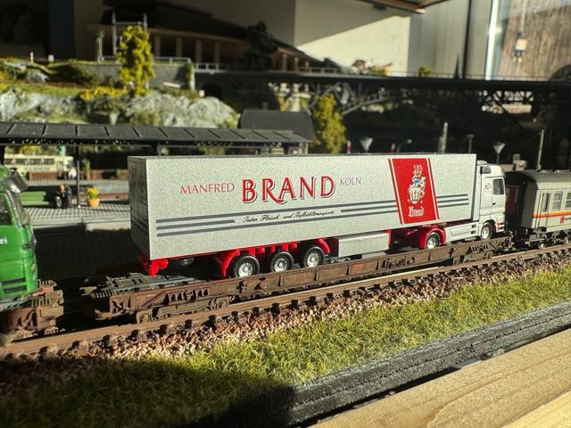 9 vagones porta camiones escala N