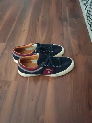 Zapatillas Gant Azul Marino y Rojo