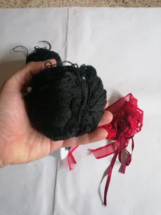 Kit per cucito: fili e nastri