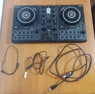 Controller DJ Pioneer DDJ-200