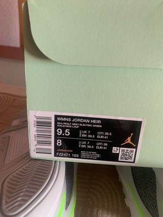 Nike Air Jordan WMNS Heir