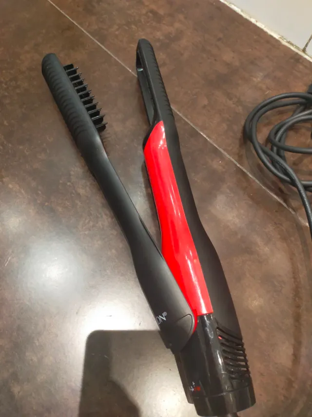 Secador y Alisador Revlon Negro/Rojo