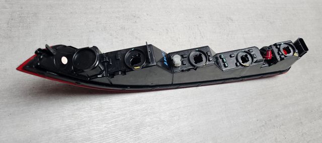 80A945070D Luz parachoques trasero dch Audi Q5 SQ5