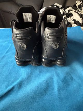 Nike Shox NZ Negro/Rojo