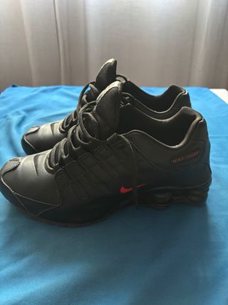 Nike Shox NZ Negro/Rojo