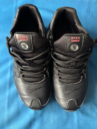 Nike Shox NZ Negro/Rojo