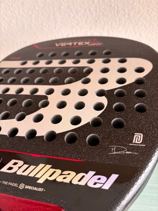 Bullpadel Vertex 04 Comfort