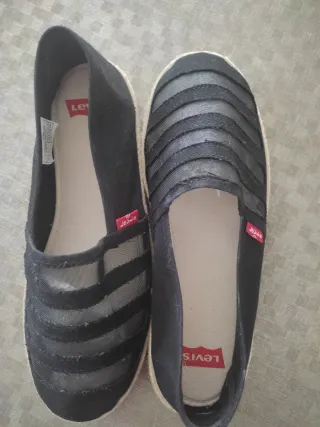 Zapatillas Levi's Negras Mujer