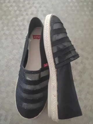 Zapatillas Levi's Negras Mujer