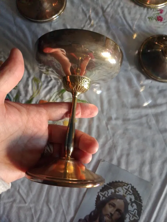 Lotto 5 antiche coppe in metallo