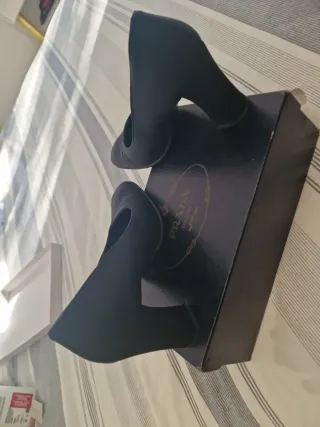 Zapatos de tacón Prada negros Verry comfortable