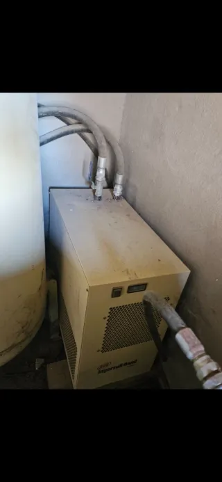 Compresor de tornillo Ingersoll Rand