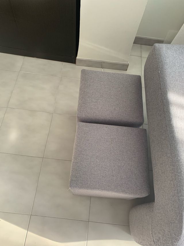 Sofá chaise longue Jysk gris tela muy buen estado