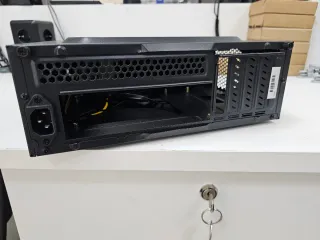 Caja PC AeroCool Playa Slim Micro ATX/ITX RGB