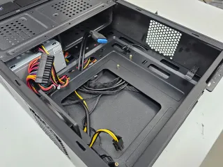 Caja PC AeroCool Playa Slim Micro ATX/ITX RGB