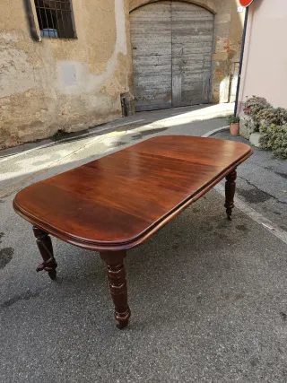 Tavolo antico allungabile restaurato